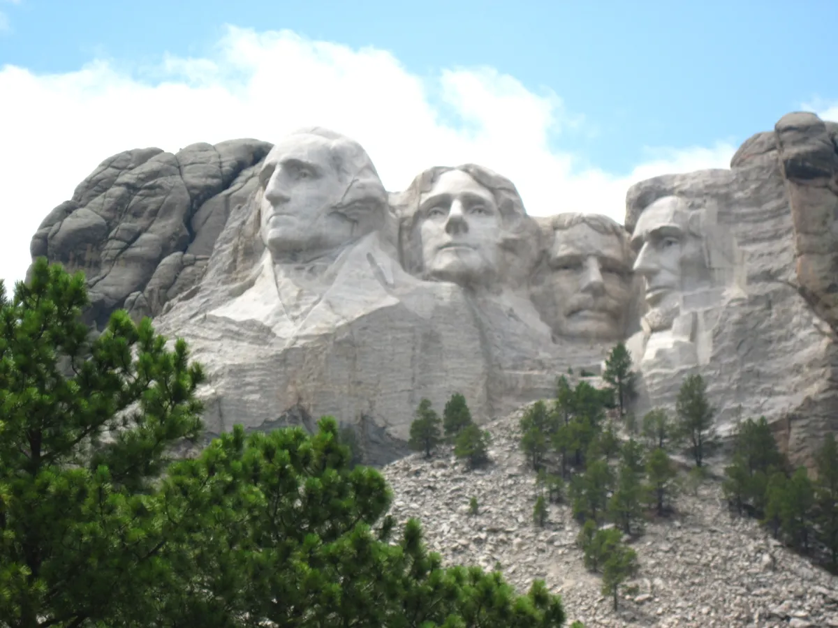 WEST2009_D13_MountRushmoreNM_018.jpg